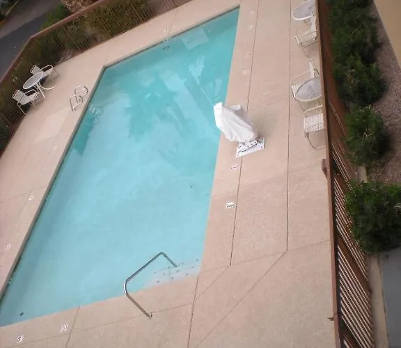 Hotel Days West 3*